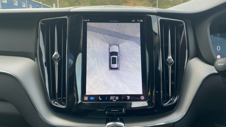 Volvo XC60 2.0 B5P Plus Dark 5dr AWD Geartronic Petrol Estate